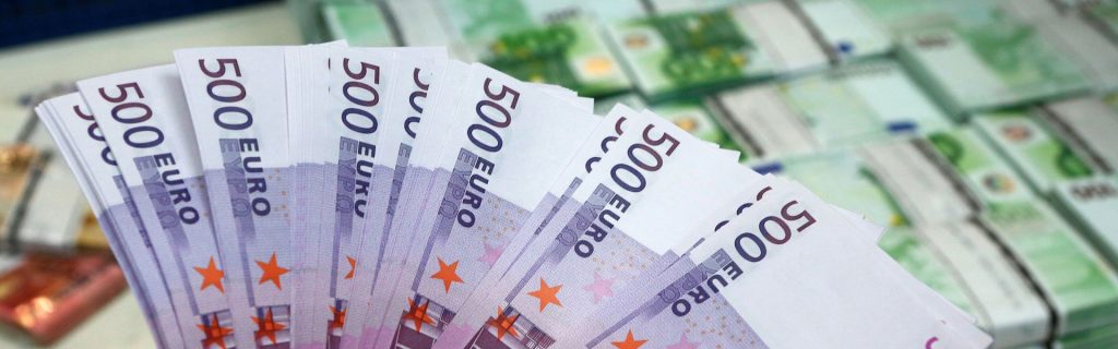 Обмен европейских денег в Киеве